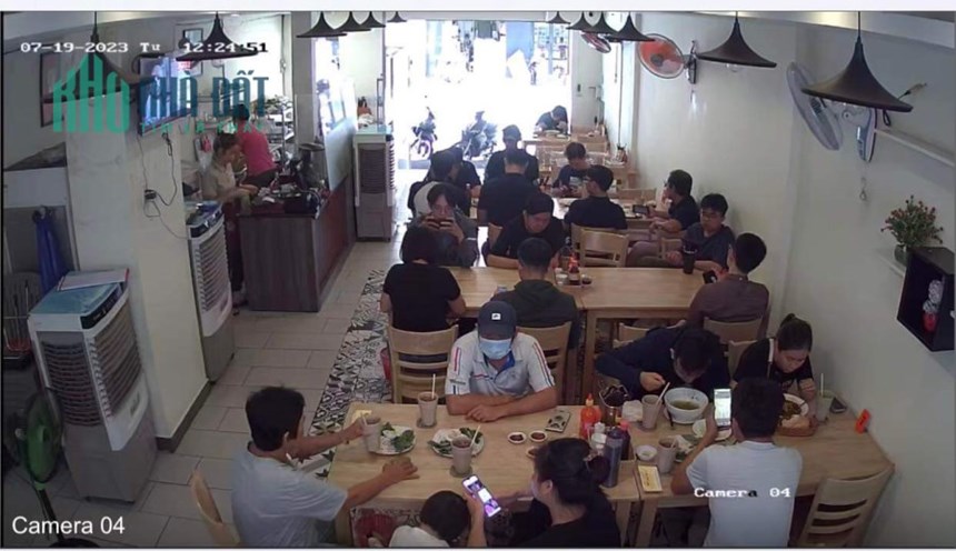 CẦN SANG NHƯỢNG LẠI QUÁN PHỞ ĐANG KINH DOANH TỐT TẠI PHƯỜNG 11, QUẬN 3