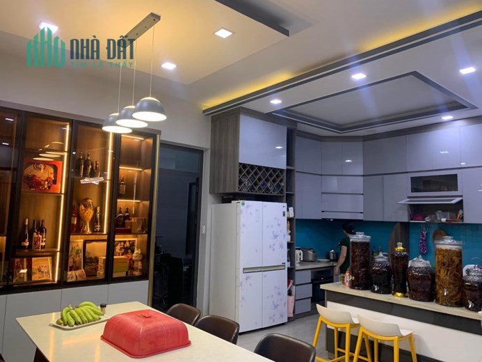 CĂN BIỆT THỰ VIP DUY NHẤT TRONG KHU BIỆT THỰ TẤN TRƯỜNG -PHƯỜNG PHÚ THUẬN QUẬN 7