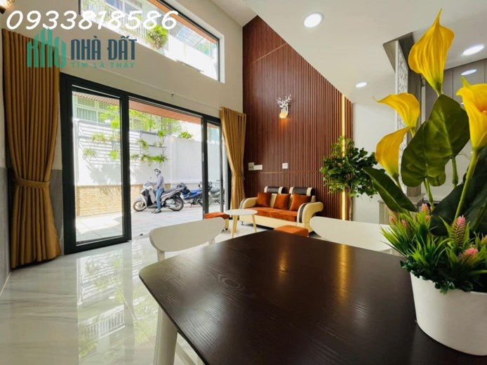 Nhà đẹp lung linh - 6 TẦNG - MẶT TIỀN 4.5M - Cống Lỡ, Tân Bình, nhỉnh 6 tỷ