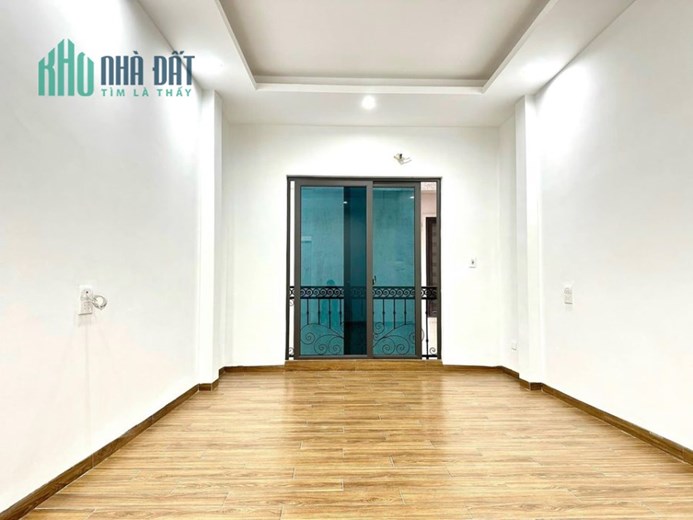 Nhà ở ngay YÊN HÒA - CẦU GIẤY - CÁCH MẶT PHỐ 10M - NGÕ THÔNG - KINH DOANH - Hơn 3 TỶ