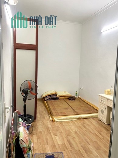 Nhà phố Khâm Thiên sầm uất, kinh doanh ngày đêm, 1 bước ra phố không thiếu gì,