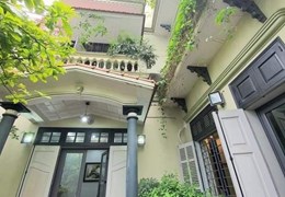 GIÁ SỐC !! Bán nhà mặt ngõ Láng 79mx4T Ở và KD sân vườn siêu thoáng Ngõ thông gần oto chỉ 6 ty Đống