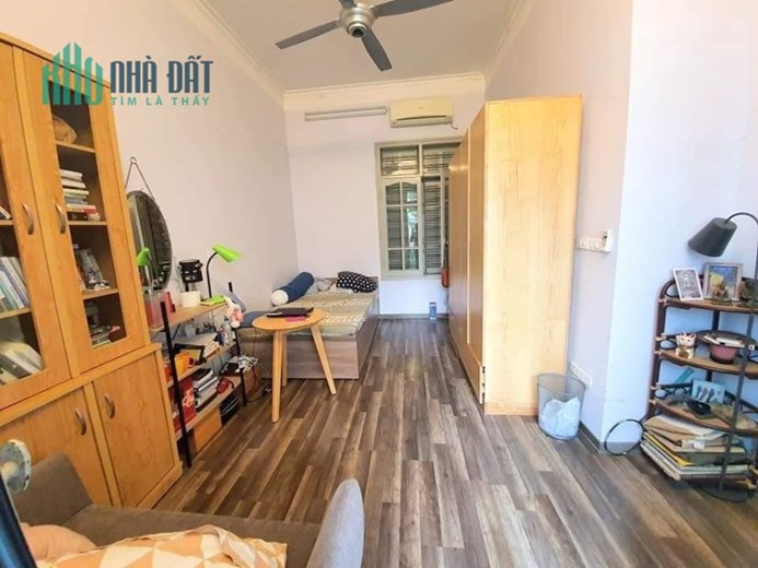 GIÁ SỐC !! Bán nhà mặt ngõ Láng 79mx4T Ở và KD sân vườn siêu thoáng Ngõ thông gần oto chỉ 6 ty Đống