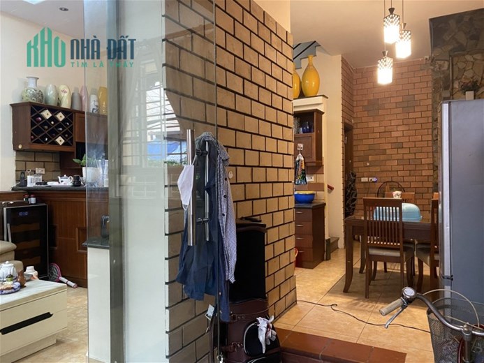 Bán Nhà Phân Lô Phố Trần Quốc Hoàn Quận Cầu Giấy. 45m Mặt Tiền 5.6m Nhỉnh 12 Tỷ. Cam Kết Ảnh Thật
