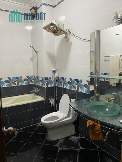Bán Nhà Phân Lô Phố Trần Quốc Hoàn Quận Cầu Giấy. 45m Mặt Tiền 5.6m Nhỉnh 12 Tỷ. Cam Kết Ảnh Thật