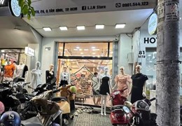 SANG GẤP SHOP THỜI TRANG TRUNG TÂM MUA SĂM SẦM UẤT ĐƯỜNG CMT8, PHƯỜNG 6, TÂN BÌNH