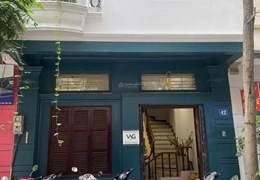 Chính chủ cho thuê nhà phố Trung Kính 54 m2 3 tầng 1 tum.