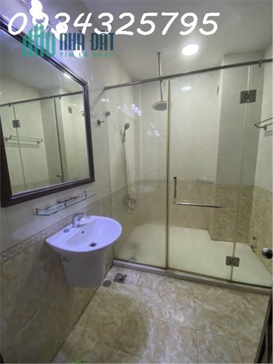 Bán nhà HXH Phan Văn Trị, P12, DT 4x20m, 5 lầu, 6PN, 7WC, giá 12 tỷ TL