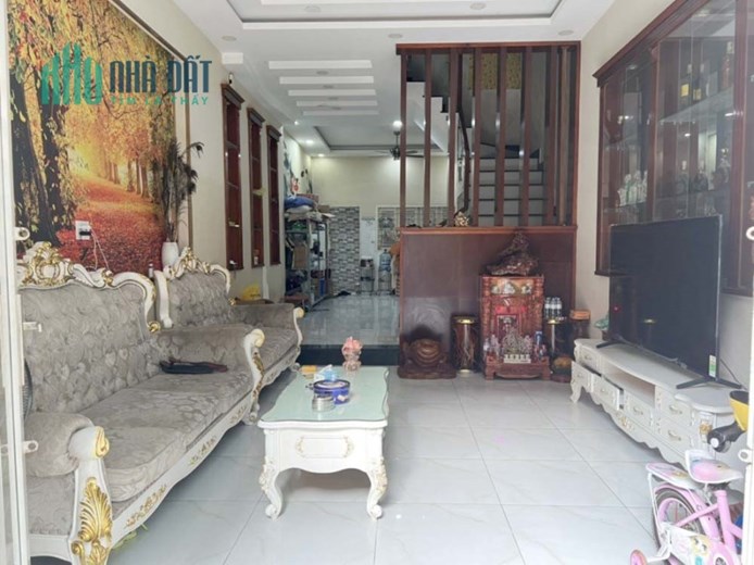 Bán nhà hẻm xe hơi chợ Hiệp Bình tặng nội thất xịn sò_56m2_Thủ Đức_Giá chỉ 6,3 tỷ