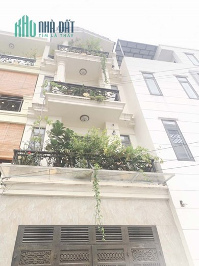 Bán nhà hẻm xe hơi tặng nội thất xịn_Hiệp Bình Chánh_Thủ Đức_Giá chỉ 6,3 tỷ