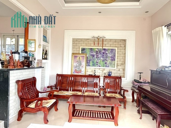 Cần bán Villa đường Triệu Việt Vương, P.4, Đà Lạt