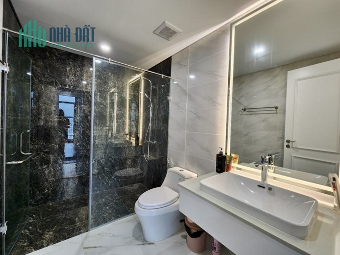 5 Bedroom Apartment In Hateco Laroma