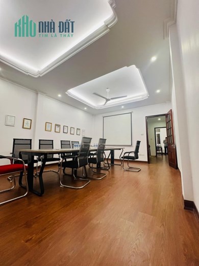 Chính chủ Gửi Bán Gấp! Nhà đẹp KĐT Định Công, 76m x 4T, Gía hơn 15 tỷ.