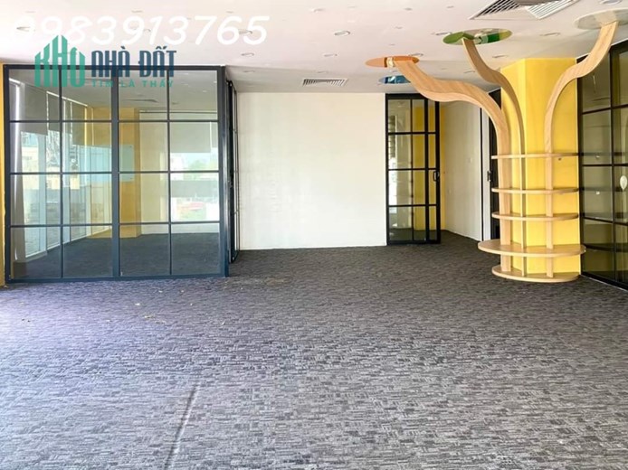 Cho Thuê Văn Phòng Phố Bà Triệu 130m2, 150m2 - 27tr/tháng