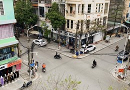 Bán nhà mặt phố ăn đêm Trần Quốc Tuấn 98m2 , giá : 16 tỷ.