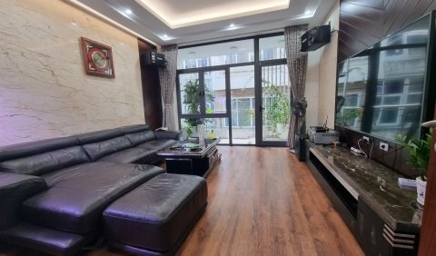 Bán nhanh Mặt phố Hồ Đắc Di giá 15.8 tỷ, 60m2, giáp hồ điều hòa