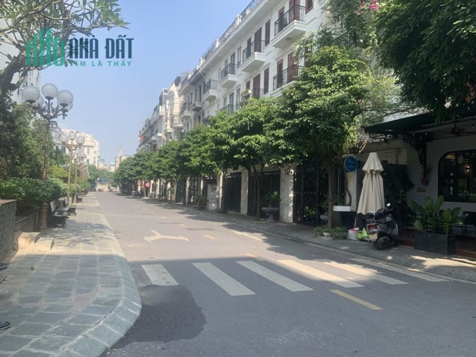 SIÊU PHẨM LIỀN KỀ LÔ GÓC LONG BIÊN 76M x 5TẦNG, MẶT TIỀN 6M, VỈA HÈ, ÔTÔ DỪNG ĐỖ, KINH DOANH NGÀY
