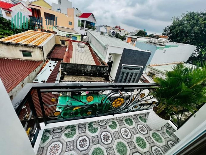 BÁN NHÀ HẺM ĐƯỜNG BÙI ĐÌNH TÚY DT: 78M2 GIÁ 3TY75 CÒN TL VỚI CHỦ NHÀ