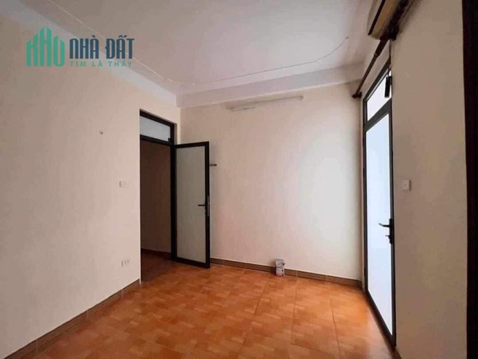 Bán nhà Bùi Xương Trạch - TT Q. Thanh Xuân, 35m2 mặt tiền 4m, ô tô đỗ cách nhà 100m