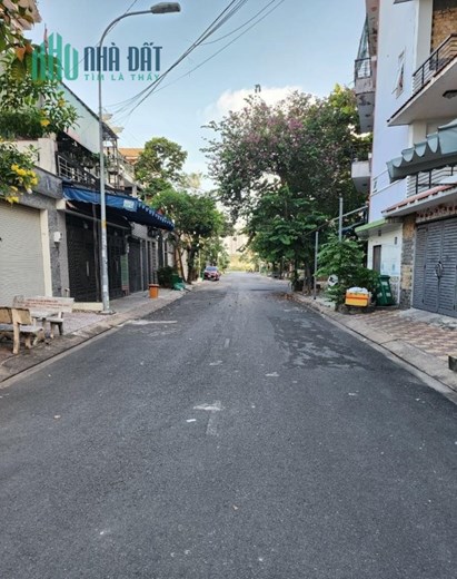 Bán nhà 2 MẶT HẺM THÔNG THOÁNG, 65.4m2 giá chỉ 3.980 tỷ Phan Huy Ích, Tân Bình.