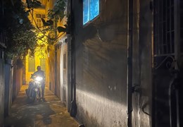 Bán nhà Vũ Xuân Thiều 62m, 4 tầng, 4,7 tỷ. NGÕ THÔNG Ô TÔ CHẠY VÒNG QUANH NHÀ.