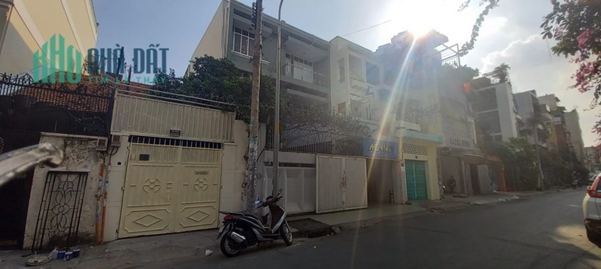 CHO THUÊ NHÀ MẶT TIỀN Q1, KINH DOANH ĐA NGÀNH, 480M2 SÀN, 100TR.THÁNG