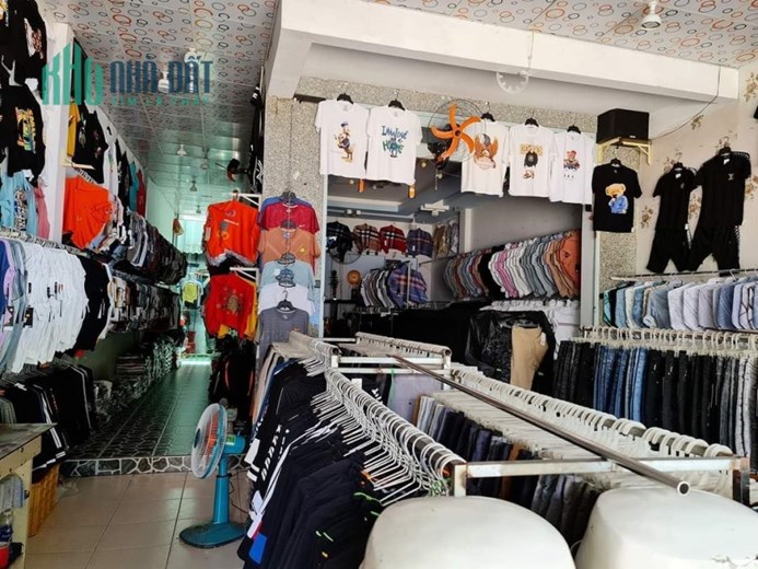 Định Cư Mỹ Bán Nhà Mặt Tiền Bùi Thế Mỹ, 141m2, Ngang 6m, Dòng Tiền 35tr, Nhỉnh 16 Tỷ TL.