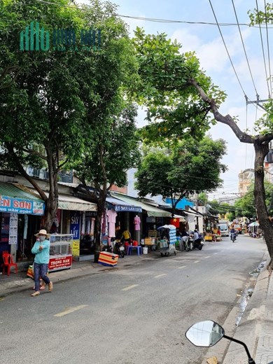 Định Cư Mỹ Bán Nhà Mặt Tiền Bùi Thế Mỹ, 141m2, Ngang 6m, Dòng Tiền 35tr, Nhỉnh 16 Tỷ TL.
