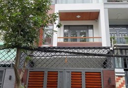 Cho thuê nhà Hẻm 10m Bình Lợi, DT 5x20m, 4 lầu, 4PN, 5WC, giá 30 triệu.