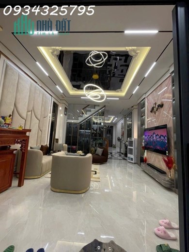 Cho thuê nhà Hẻm 10m Bình Lợi, DT 5x20m, 4 lầu, 4PN, 5WC, giá 30 triệu.