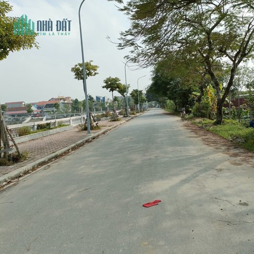 Bán nhà mới đẹp lung linh Bắc Hồng Đông Anh 42m2 nhỉnh 2 tỷ