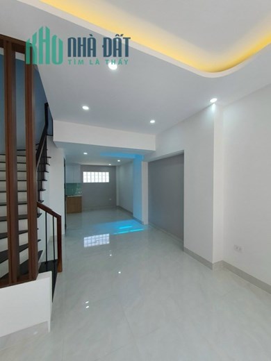 Bán nhà mới đẹp lung linh Bắc Hồng Đông Anh 42m2 nhỉnh 2 tỷ