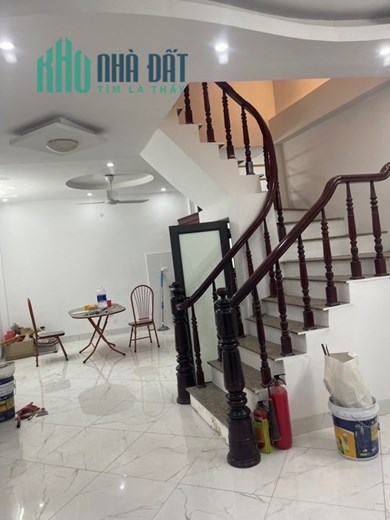 Cần bán nhà đẹp, ngõ phố Trương Định-Nguyễn Đức Cảnh sầm uất-DT 38m2x4T giá chỉ 4 tỷ.