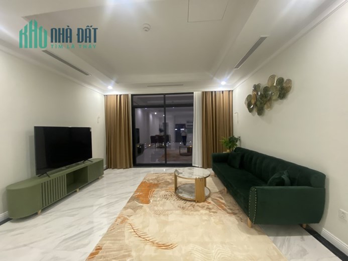 Luxury 6 bedroom apartment in Hateco Laroma