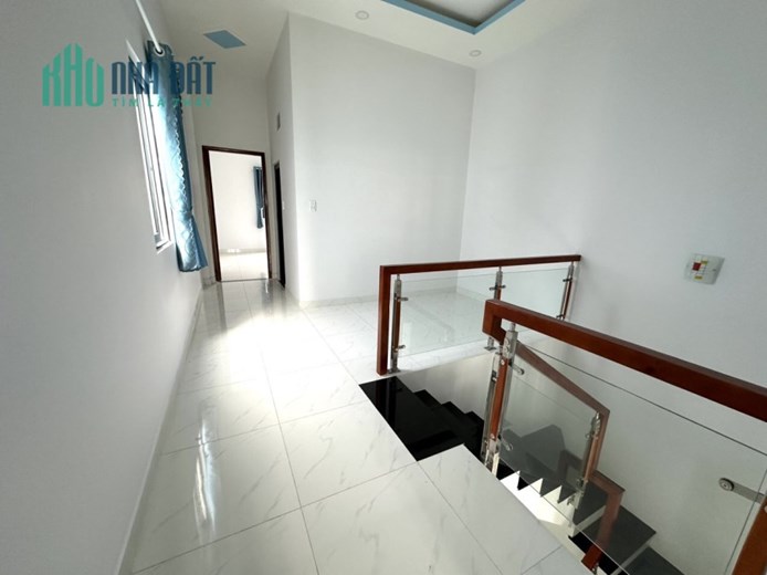 Bán nhà 1T1L gần chợ Mỹ Hạnh Nam - Đức Hoà - Long An, 125m2 SHR 2.6 tỷ. Lh:0393596261