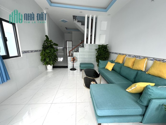 Bán nhà 1T1L gần chợ Mỹ Hạnh Nam - Đức Hoà - Long An, 125m2 SHR 2.6 tỷ. Lh:0393596261