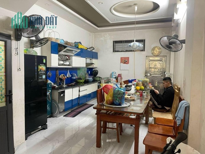 Nhà ngay tuyến 2 Lê Hồng Phong chỉ hơn 4 tỷ cần gấp trong tháng này