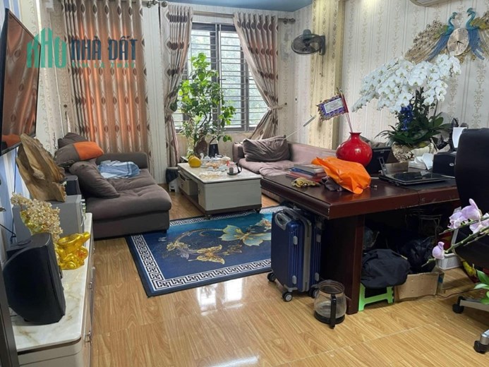 Nhà ngay tuyến 2 Lê Hồng Phong chỉ hơn 4 tỷ cần gấp trong tháng này