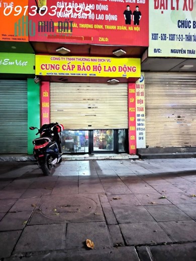 Bán 35m2 nhà mặt chợ Xanh sinh viên, Phan Văn Trường, ô tô,4 tầng, 8 tỷ!!!