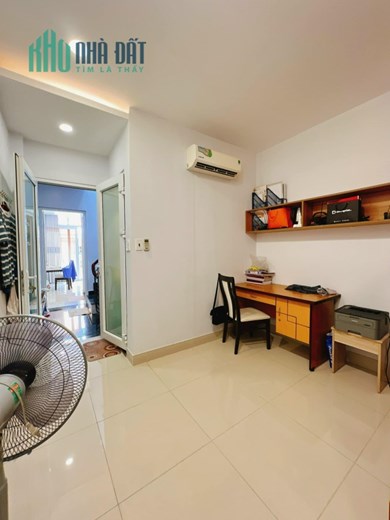 HÀNG KHỦNG! 80m2 đất, 4,5 tỷ, NH hỗ trợ 4 tỷ, Bông Sao, phường 5, quận 8 0906993584