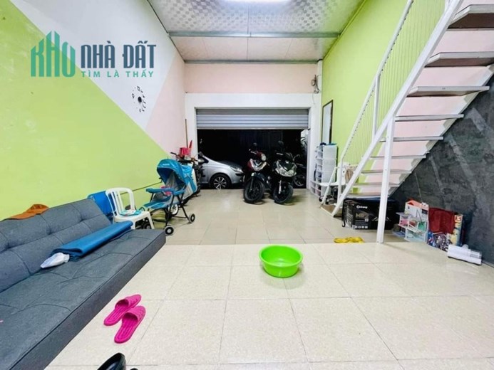 Bán đất tặng nhà đường Vạn Phúc, Hà Đông. 40m2, MT 4m. PHÂN LÔ. Ô TÔ TRÁNH. 5 Tỷ 9. 0968084286