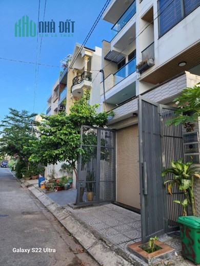 Bán NHÀ MỚI Ở LIỀN 3PN 3WC 47.8m2 đường Huỳnh Văn Nghệ P15 Tân Bình.