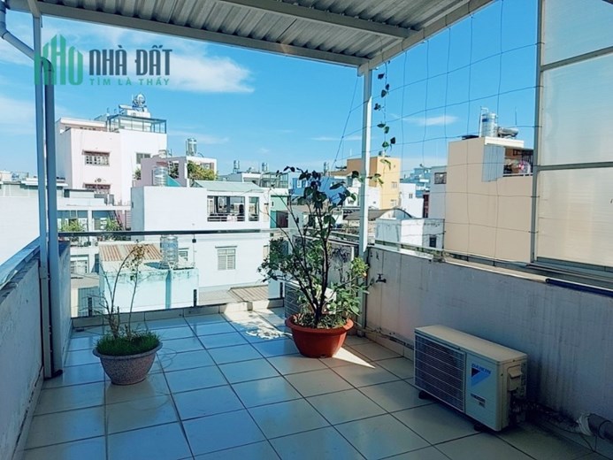 Nhà 4 tầng BTCT Gia Phú Quận 6 hẻm 5m chủ ngộp bank chỉ 4 tỷ hơn