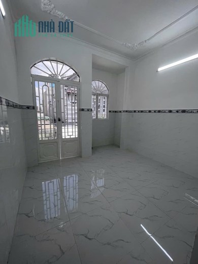 Nhà 2 tầng-TRương thị hoa-Tân thới hiệp 07-Quận 12 - HXH - SHR - DT 3,7X8m - giá hơn 2 Tỷ.