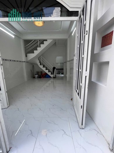 Nhà 2 tầng-TRương thị hoa-Tân thới hiệp 07-Quận 12 - HXH - SHR - DT 3,7X8m - giá hơn 2 Tỷ.