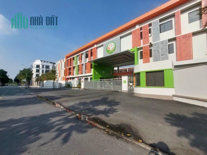 CỰC HIẾM  VỢ CHỒNG TÔI MẢNH ĐẤT ĐÊ VÀNG CỔ BI  DIỆN TÍCH 85M2-3.3 TỶ