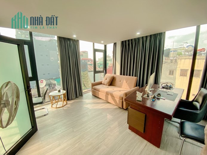 GIẢM 500TR! phố Vip Lê Duẩn, 38m hơn 4 tỷ, ngõ thông, gần phố, tiện ích đỉnh.