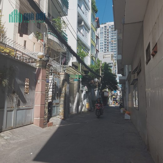 Bán nhà quận 10, đường Thành Thái, Phường 14, 32 m2, 4 tầng, 6 tỷ 6