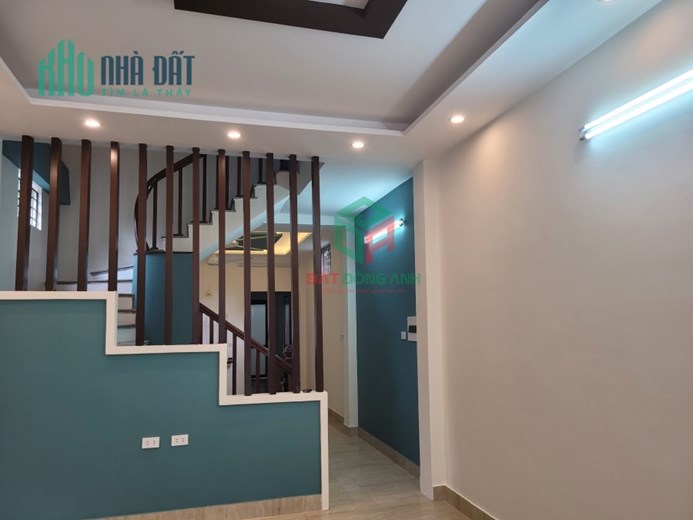 Bán nhà 3 tầng 63m2 Thái Bình Mai Lâm - Ô tô vào - 2,x tỷ