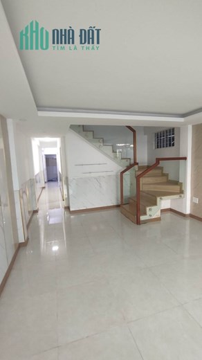 Nhà kiệt ô tô Đặng Thùy Trâm, quận Hải Châu, Khu vực rất An Ninh
